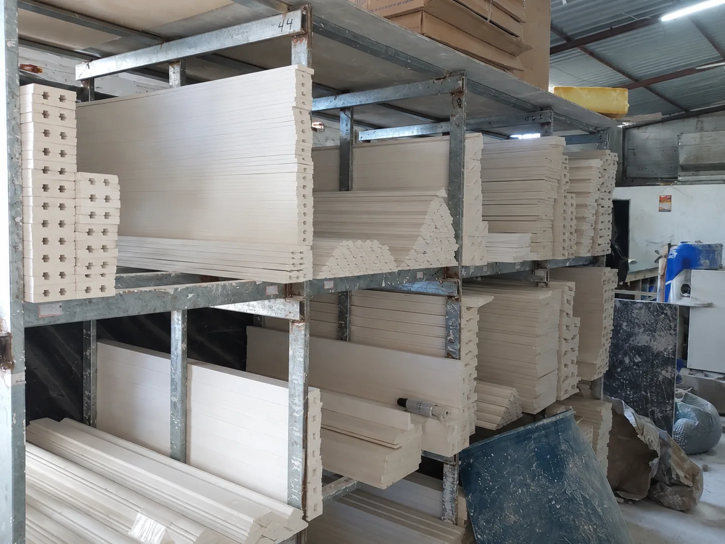 Placas de gesso à pronta entrega no estoque da Gesso Recanto